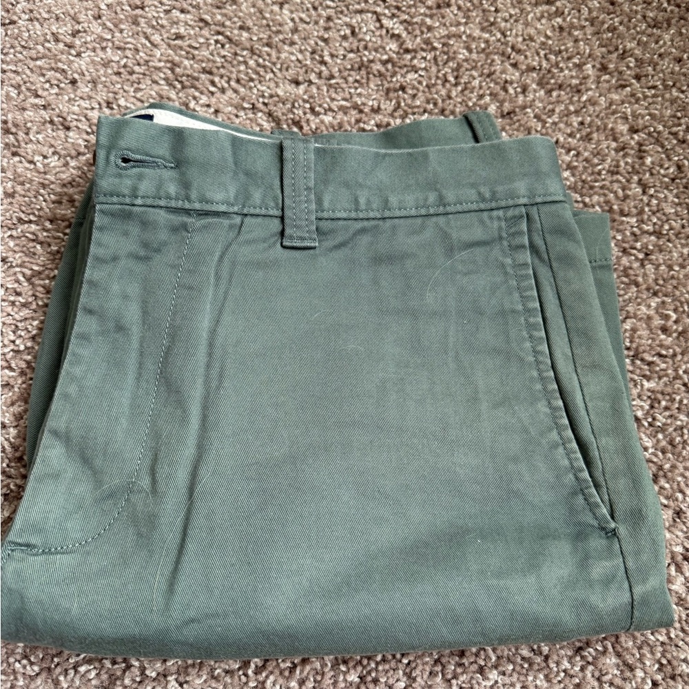 J. Crew Men's Olive Green Flat Front Shorts
